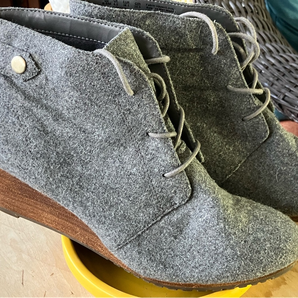 Dr. Scholl's Gray Wedge Ankle Boots